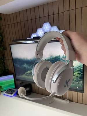 Mchoose V9 Pro Wireless Headphones — Noise Reduction, Hi-Fi Sound, White Design - Image 1 of 4