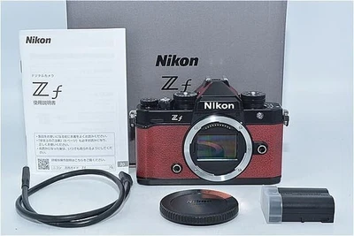 Nikon Z F corpo mirrorless full size rosso bordeaux 67408 - Immagine 1 di 4