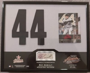 ROY OSWALT 2002 Absolute Memorabilia Signing Bonus FRAMED NUMBER PATCH AUTO #/44 - Picture 1 of 2