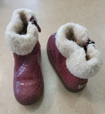 Botas Ugg Australia Niñas Pequeñas JORIE Croc Rojo Ciruela Cuero Talla 9 1003628T Foto 1 de 4