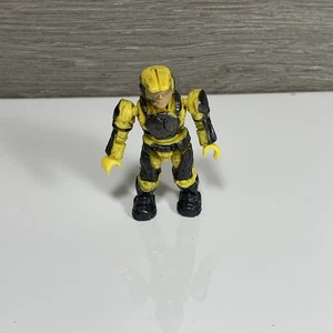 HALO MEGA BLOKS UNSC YELLOW MARINE minifigure action figure Halo - Foto 1 di 8
