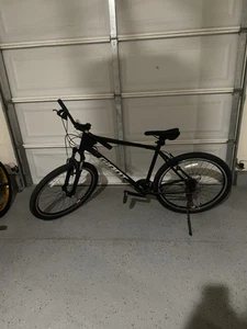 Giant Talon 1 Hardtail 29er Mountain Bike, L -Good condition - Picture 1 of 7