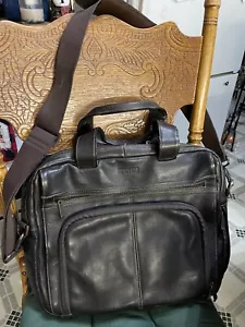 Kenneth Cole response borsa uomo vera pelle 100% laptop 16,5 pollici - Foto 1 di 10
