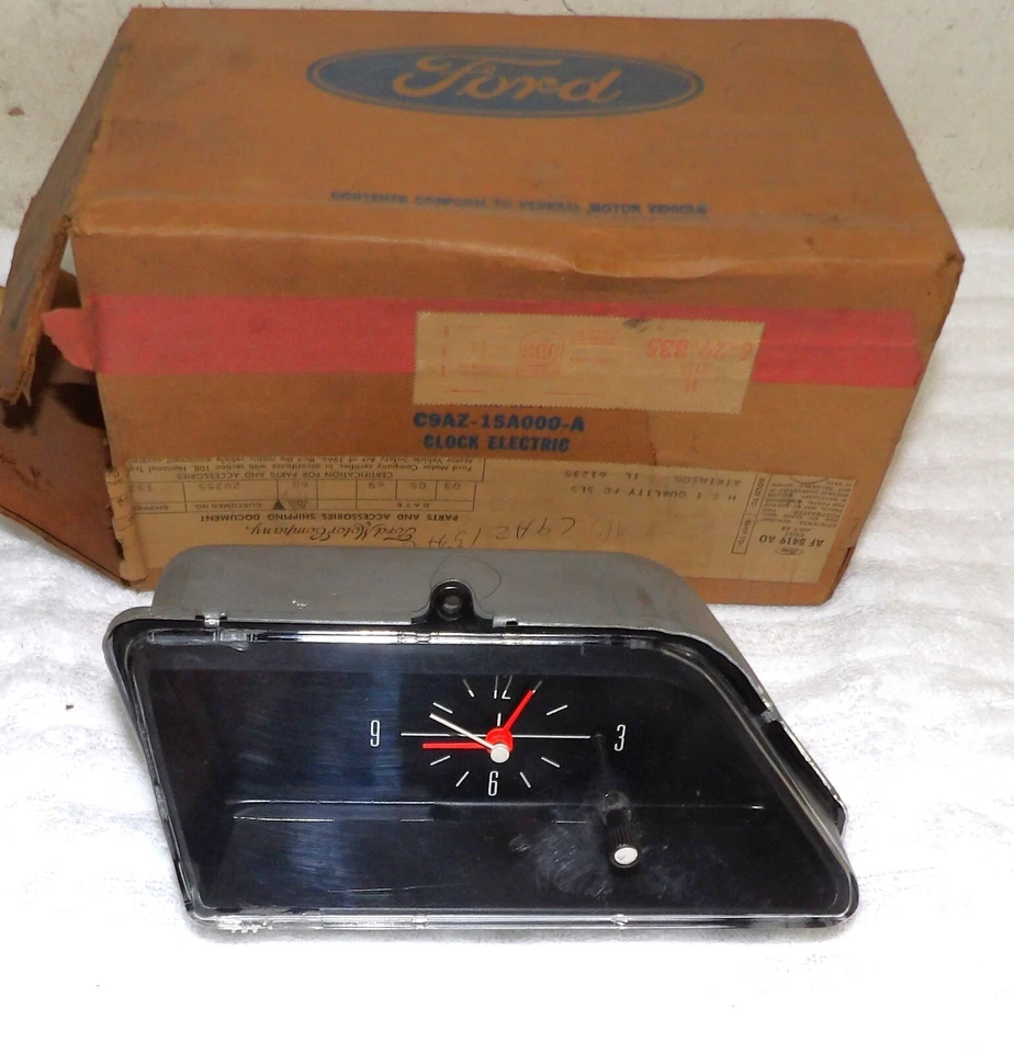 Ford Custom Galaxie 500 XL LTD 1969 Fastback Wgn Convertible Nuevo de Lote Antiguo Reloj Eléctrico Foto 1 de 4