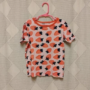 Cat & Jack Girls Strawberry Print Kids Night Shirt Sleepware Size 12 - Picture 1 of 5