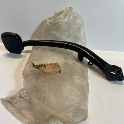 PEDAL FRENO RR YAMAHA XJ650RJ 1984 16G-27211-00-5R NOS Foto 1 de 4