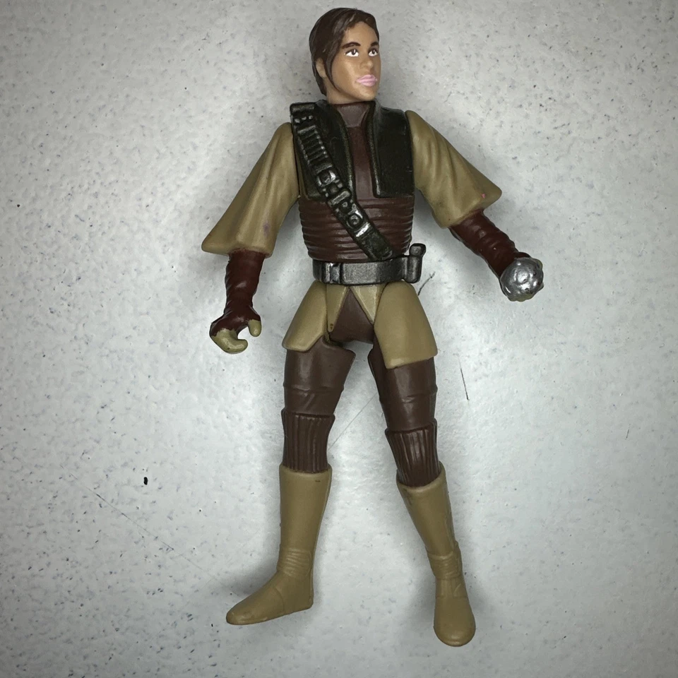 Figura de acción Kenner Star Wars 1996 Leia In Boushh Disguise Sombras del Imperio Foto 1 de 4