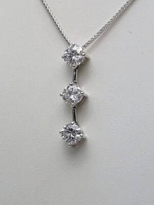 Collar colgante diamante natural 3 piedras platino certificación CGL S-2 Foto 1 de 4