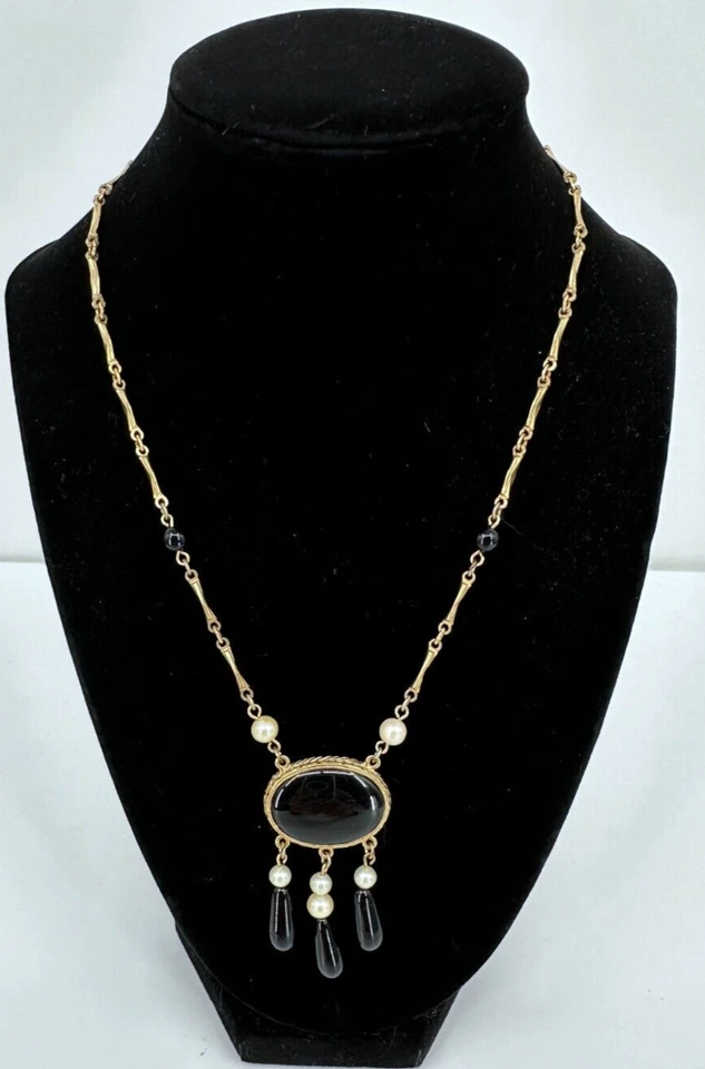 1928 Gold Tone Black Glass Onyx Oval Cartouche Faux Pearl Pendant Necklace - Image 1 of 4