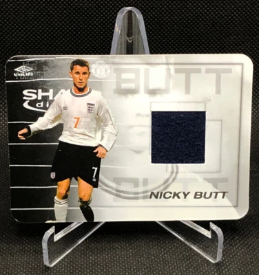 Tarjeta de camiseta de fútbol Futera Platinum 2001 PJC8 Nicky Butt 104/250 Inglaterra Foto 1 de 2