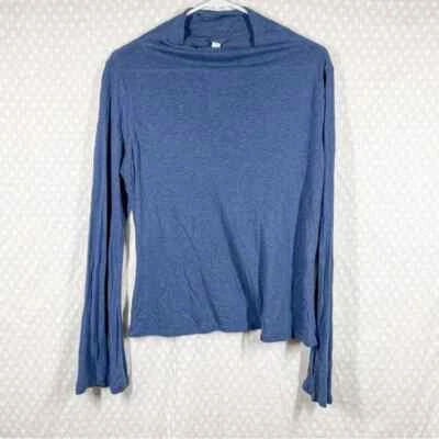Blusa Lululemon Feminina Tamanho 10 Couro Azul Linho Mescla Manga Longa Decote Simulado - Imagem 1 de 4