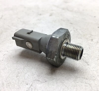 AUDI S4 A5 S5 3.0 2009-2016 SENSOR DE PRESIÓN DE ACEITE DEL MOTOR 1 PIN OEM Foto 1 de 4