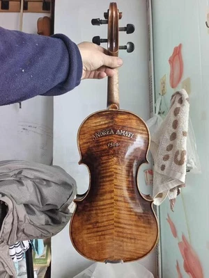 4/4 violin Amati model 1566 solid Flamed maple back spruce top hand antique made - Image 1 of 4