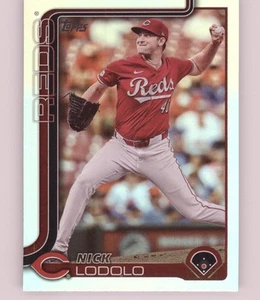 2025 Topps #21 Nick Lodolo Rainbow Foil - Picture 1 of 2