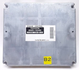 2004 Toyota Rav4 2.4L PCM A/T 4WD Module ECM 89661-42A90 - Picture 1 of 7