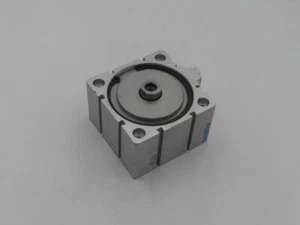Festo 188338 ADVC-100-20-I-P Cilindro a corsa corta - Foto 1 di 8