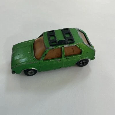 Matchbox Lesney Superfast No. 1976 VW Golf 7 verdes - Hecho en Inglaterra Foto 1 de 2