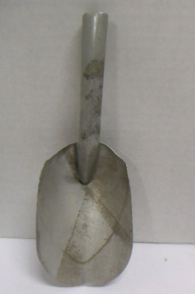 Harina de aluminio vintage, cuchara de azúcar 9 1/4" de largo X 3 1/2" de ancho X 1 1/4" de profundidad Foto 1 de 4