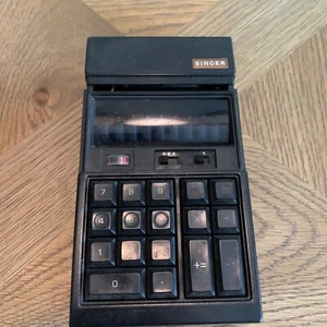Singer Original Vintage Black 7.2 Volts D.C. Electronic Calculator Made in Japan - Picture 1 of 9