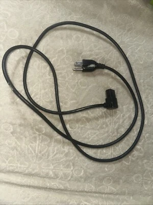 I-SHENG IS-034 Cord  7A 125V 3-Prong AC Power Cord E55943 - Image 1 of 4