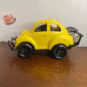Vintage 1982 Tomy Air Jammer Beatle Bug Scrammer Air Powered VW Bug Yellow Car