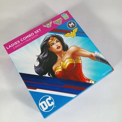 DC Wonder Women Ladies Underwear Gift Set 2 Briefs + 1 Pair Socks Size Medium - Image 1 of 2