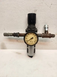 Janatics FRC159314 Filter Regulator Combo with Manual Drain, 1/2" NPT - Picture 1 of 10