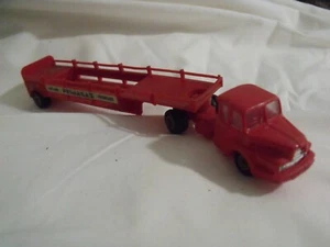 A7 - NOREV- 1/86 - Tracteur UNIC ZU 120 + Remorque PRIMAGAZ - Picture 1 of 4