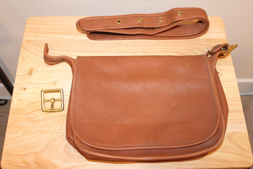 COACH Patricia Legacy Flap Crossbody Bag British Tan Vintage #9951 MISSING RIVET - Image 1 of 4