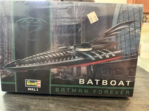 Revell Batman Forever Batboat Modellbausatz Maßstab 1:25 #6722 - versiegelt 1995 Vintage - Bild 1 von 6