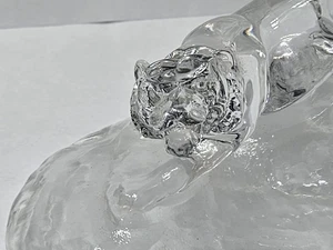 Vtg Cristal d' Arques Glass Crouching Tiger Frosted Base Paper Weight Figurine - Picture 1 of 10