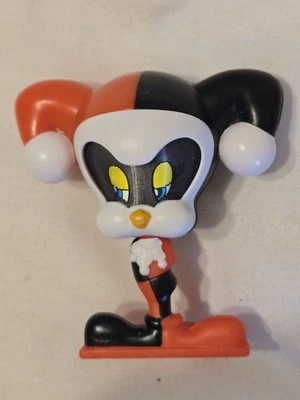 Burger King Warner Bros. 100th Tweety Bird Harley Quinn Looney Tunes DC Suelta Foto 1 de 4