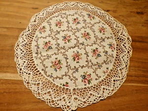 Linge ancien 1 napperon tissu fleuri pourtour dentelle - Bild 1 von 2