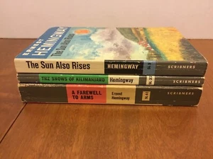 Vintage Lot 3 ERNEST HEMINGWAY Scribners Trade Paperback Books SL5 SL32 SL61 - Picture 1 of 12