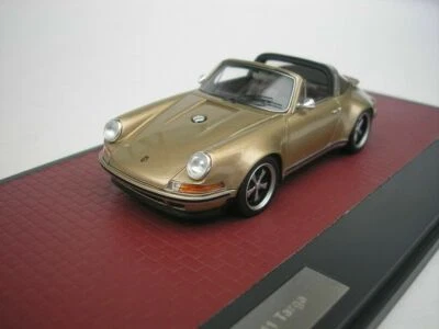PORSCHE 911 SINGER TARGA 2015 ORO METALLO MATRIX MX41607-092 RESINA 408 PEZZI - Immagine 1 di 4