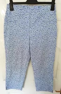 Cerulean 12 Stretchy Cropped Trousers Blue White Floral Pull On Back Pockets - Picture 1 of 7