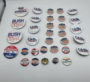 Politische Vintage Button Pins Lot Bush Clinton Wallace Glenn Goldwater Watson - Bild 1 von 4