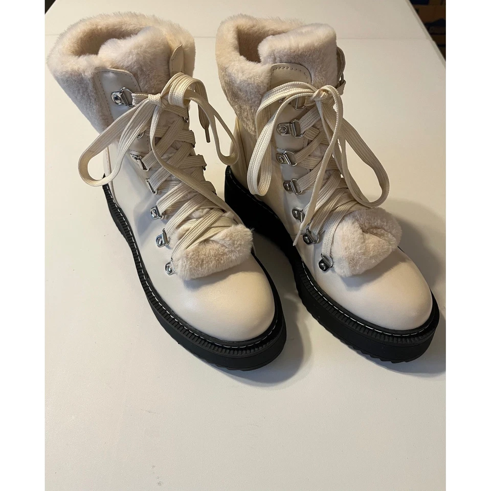 Cream Faux Fur Lined Lace Up Platform Boots Womens Sz 6.5 Winter Outdoors Cozy - Image 1 of 4