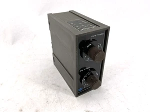 Temporizador de ciclo de repetición Eagle Signal DA1910A3 0,5 segundos-30 minutos 8 pines 120 VCA 50/60 HZ - Imagen 1 de 7