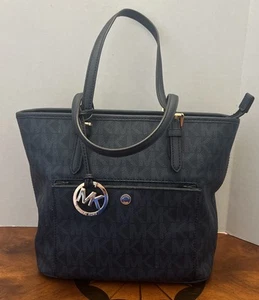 Borsa a tracolla Michael Kors Jet Set Medium π MK Navy logo tasca a scatto - Foto 1 di 11