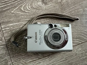 ꙮ Canon Powershot S400 Silver Elph Digital Camera *UNTESTED* - Picture 1 of 4