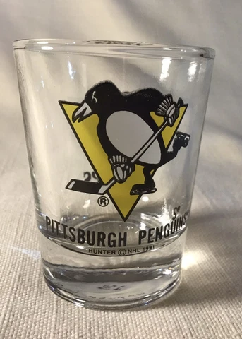Pittsburgh Penguins NHL shot glass 1992 Stanley Cup Champs Cover
