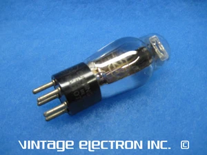 (1) 27 Vacuum Tube - RCA CUNNINGHAM - USA - ENGRAVED BASE (TESTED, FREE SHIP!!) - Picture 1 of 2