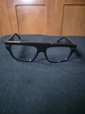 FendiGraphy FE500621 Foto 1 de 4