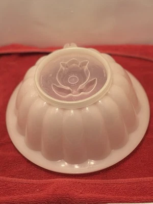 Vintage White Jel-ring Mold W/ Beautiful Tulip Design On Bottom Mold  - Image 1 of 4
