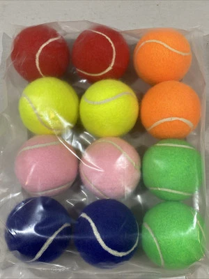Paquete de 12 pelotas de tenis para perros de 2 1/2" pulgadas de varios colores ENVÍO GRATUITO Foto 1 de 4