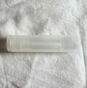 25 Piece Empty Lip Balm / Lip Gloss Container / Tube with Cap - Clear 