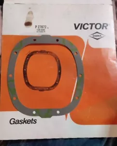 Axle Housing Cover Gasket Rear Victor P27872 NOS - Picture 1 of 8