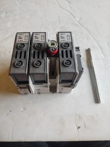ABB # OS 30FAJ12-76 / GENERAL PURPOSE SWITCH. (600 VAC ,30 AMP, 3 PH ,20 HP). - Picture 1 of 9