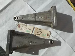 Mercedes Benz W111 W112 W110 Ponton M180 Engine Motor Mount Support Bracket Set - Foto 1 di 8